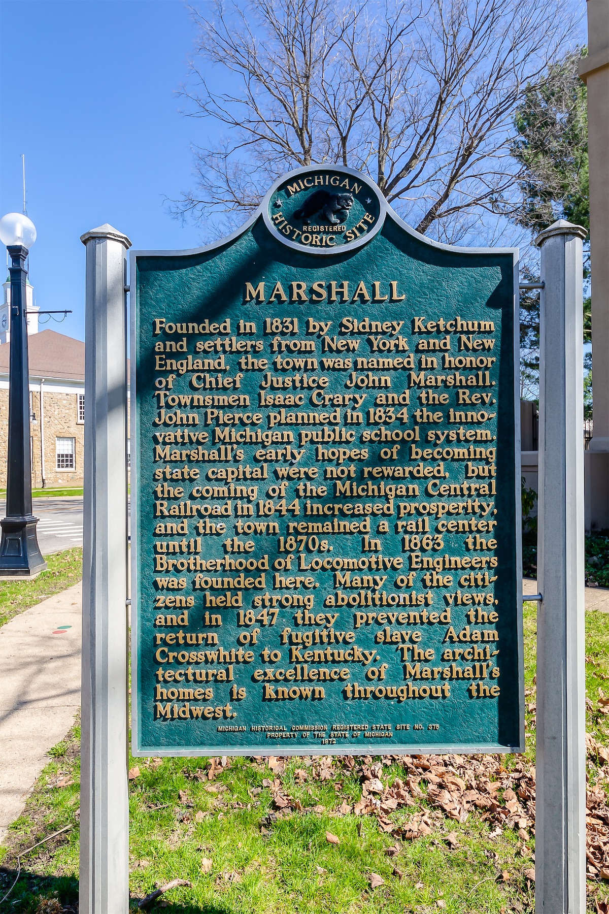  A historic site plaque for Marshall, Michigan